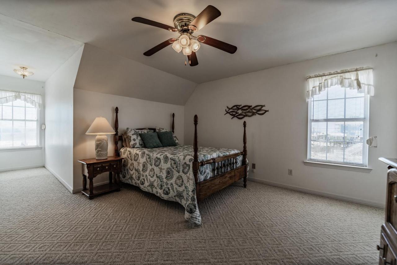 Relaxation - Large Bay Front Home Has Everything You Need For The Perfect Dauphin Island Family Holiday! Home Eksteriør bilde